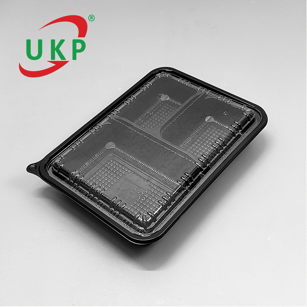 Hộp nhựa đế đen UKP88 đựng thực phẩm (3 ngăn)